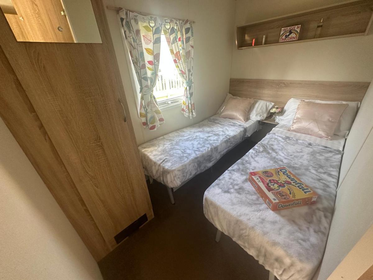 Caravan Delta 2 Bedroom In Rhyl